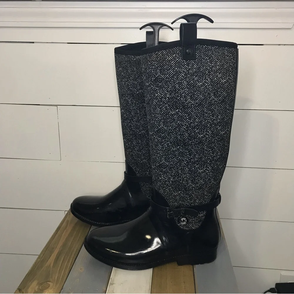 Micheal Kors Neoprene & Rubber Boots Size 8 - Picture 3 of 9